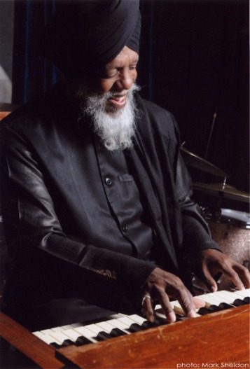 Dr Lonnie Smith Photo 1