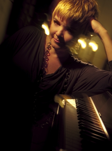 Karrin Allyson Photo 2